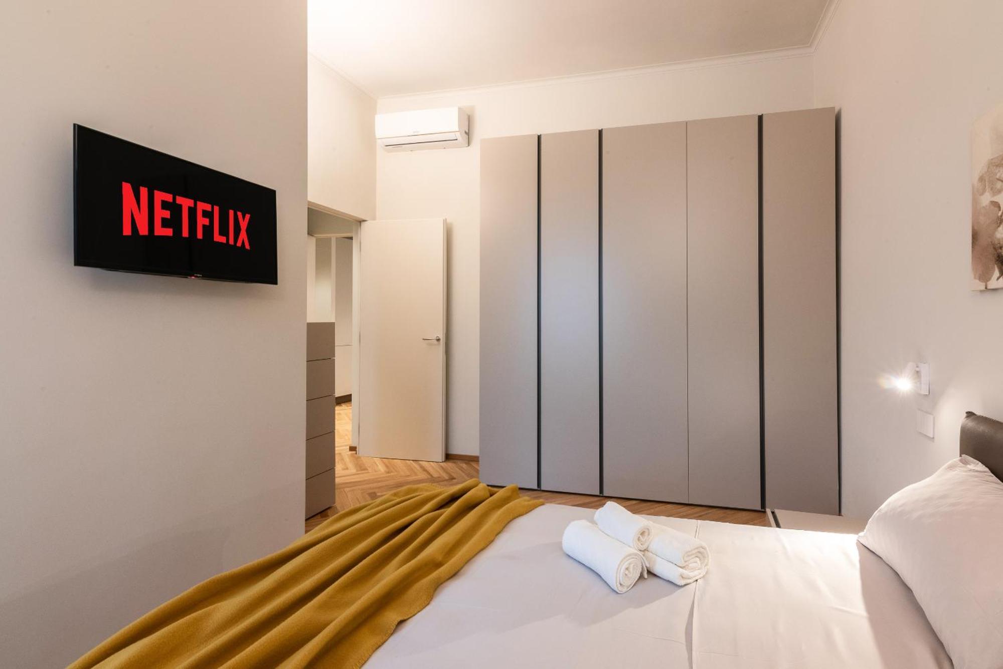 Elegant Design ApartmentDuomo-NavigliA/C E Wi-Fi Milano Ngoại thất bức ảnh