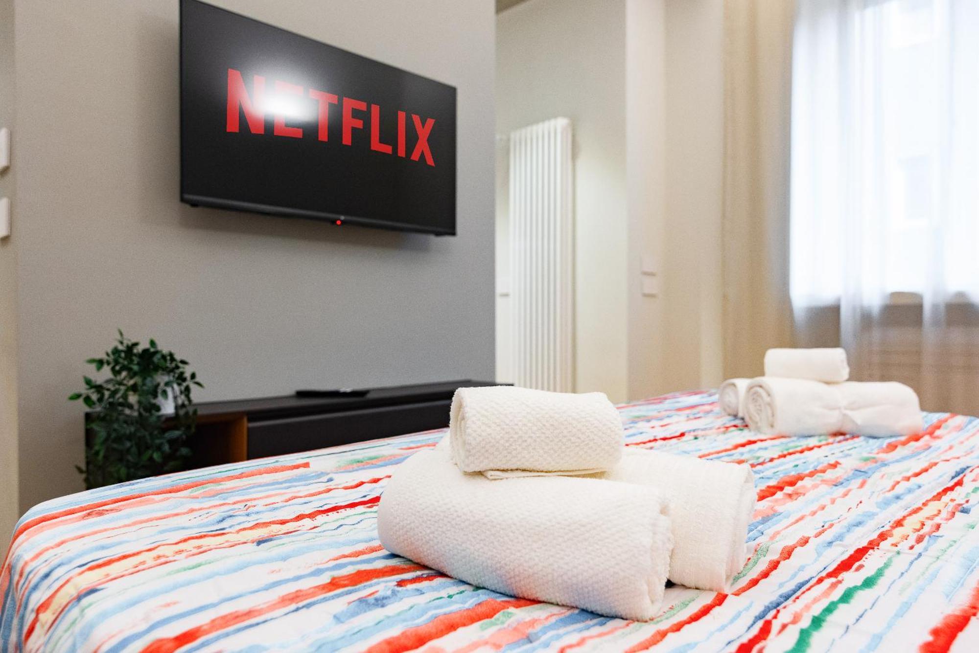 Elegant Design ApartmentDuomo-NavigliA/C E Wi-Fi Milano Ngoại thất bức ảnh